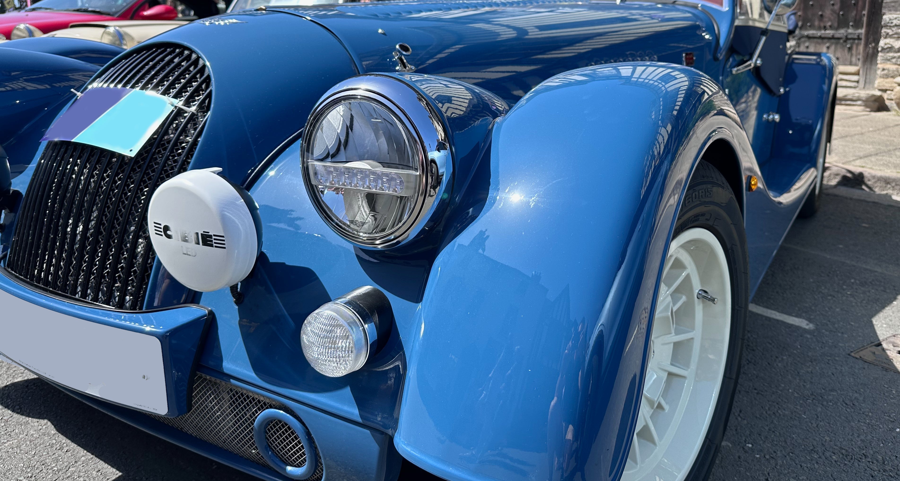 Morgan +4