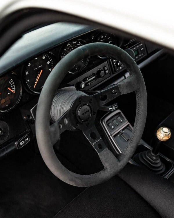 Volant MOMO MOD.07 Black Edition