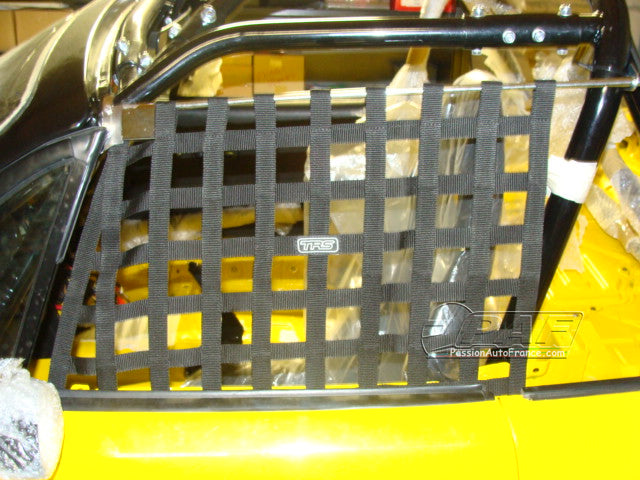 Filet anti-défenestration avec triangle TRS-Motorsport