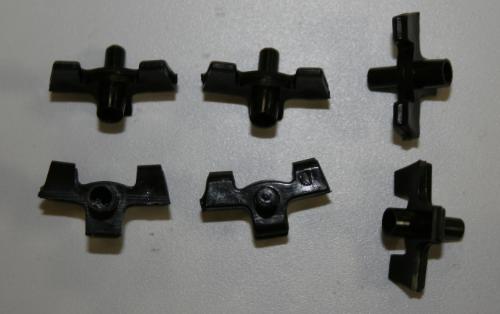 Agrafes Plastiques Fixation Baguettes Latérales (Fines)