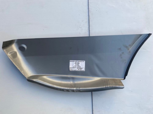 Tôle réparation bas d'aile arrière Ford Escort MK1