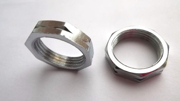 Ecrous chrome axes essuie glace Ford Anglia 105E/ Break / 307E Van