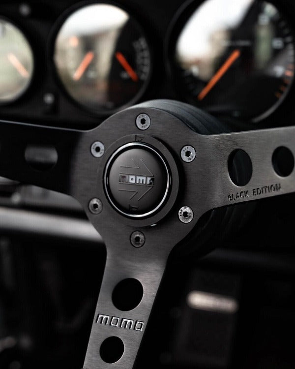 MOMO MOD.07 Black Edition steering wheel