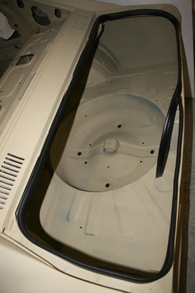 Joint de coffre Capri MK1
