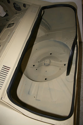 Joint de coffre Capri MK1