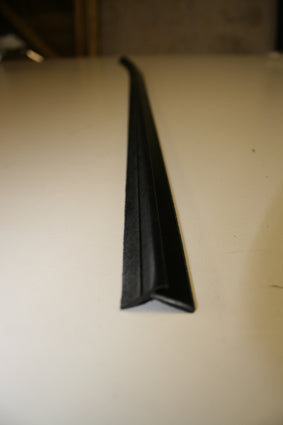 Lèches vitres externes Ford Cortina MK3 Taunus TC 1970-1975