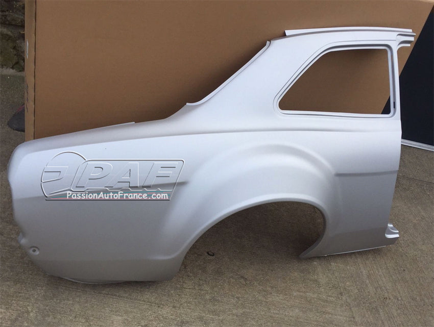 Panneau 1/4 Arrière Droit Ford Escort MK1 avec extensions aile type ''Bubble'' intégrée