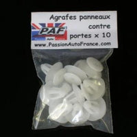 Agrafes panneaux contre portes