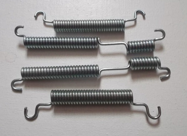 Ressorts Mâchoires / Garnitures freins arrières FORD Anglia 105E, 106E, Berline, Break, Van 1959-67